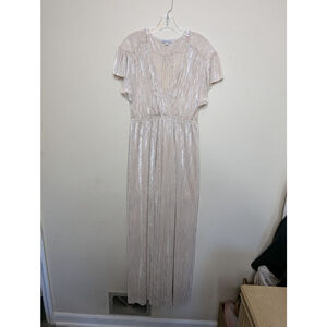 See and Be Seen Dress Woman's L Beige Silver Pleated Lined Maxi Flutter Sleeves